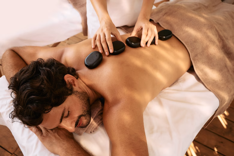 couples retreat massage